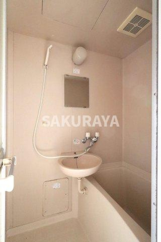 富澤第一ビルの浴室|2025年6月撮影。