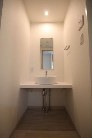 【独立洗面台】