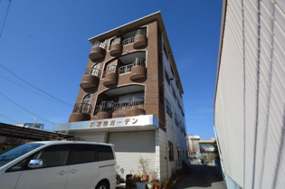 伊藤ガーデンハイツの外観