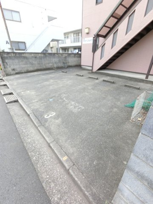 【駐車場】 | グリーンハイツ