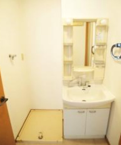 ソレーユ北条の独立洗面台