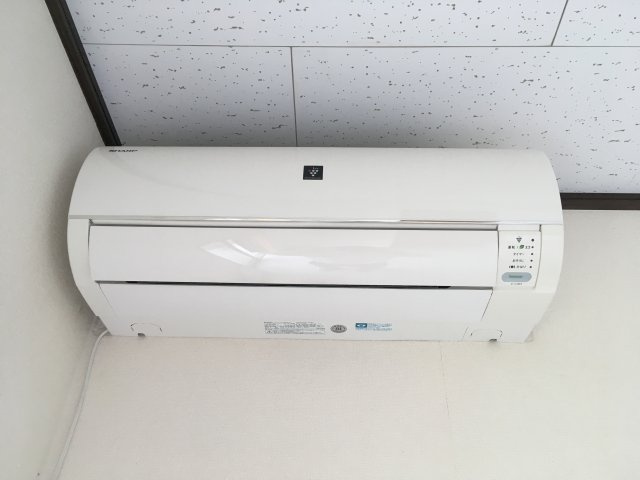 嵐山町戸口様店舗の設備|エアコン