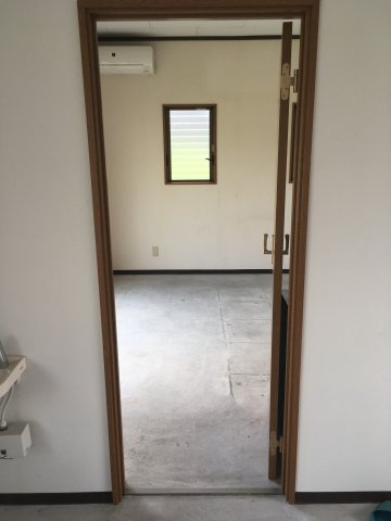 嵐山町戸口様店舗の内装|きれいな内装です