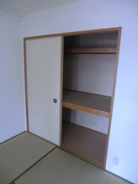 エクセル姫島の収納