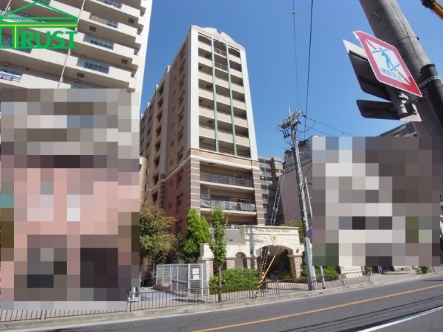 プレステージ明石駅前パラッツオの外観|明石駅から徒歩6分の立地です、マンションまでに銀行、病院、スーパーと生活至便です。