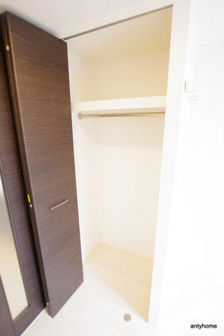 エステムコート難波サウスプレイス6ラグジー　仲介手数料無料の収納