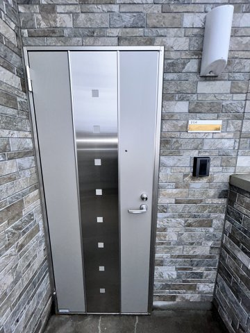 エスポワール・ニコライの玄関