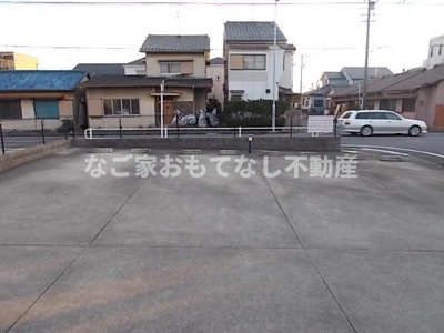 【駐車場】 | ミュラーユ