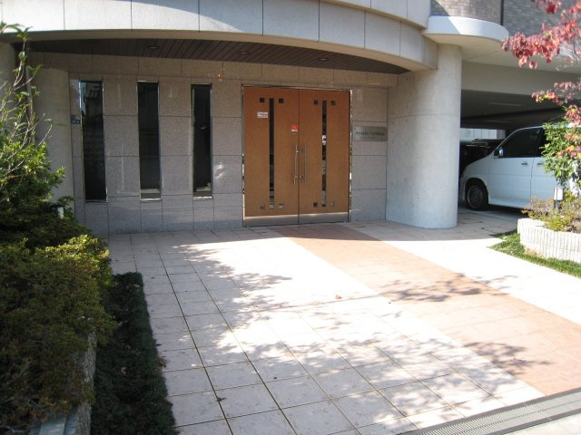 【エントランス】