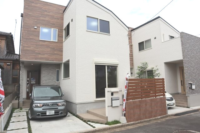 花見川区柏井1丁目　新築分譲　全２棟の外観：施工例
