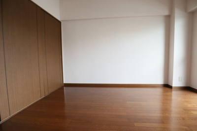 【寝室】 | メゾン・ド・ファミーユ