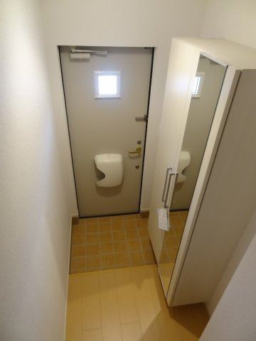 アルコバレーノ　Ｂの玄関