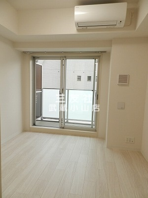 【居間・リビング】 | エステムプラザ品川西小山 | ゆったりとしたリビングです