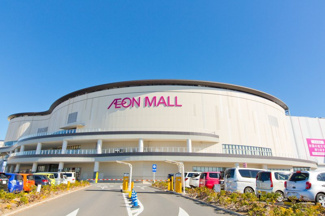 【周辺】 | ショッピングセンター イオン幕張新都心まで4400m 日本最大級の大型ショッピングモール。300店以上の専門店によしもと幕張イオンモール劇場やイオンシネマ幕張新都心などアミューズメント施設も充実♪