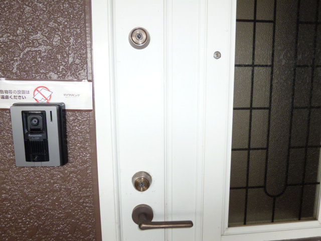 サリネージュ山手Ｂのセキュリティ|２ロック