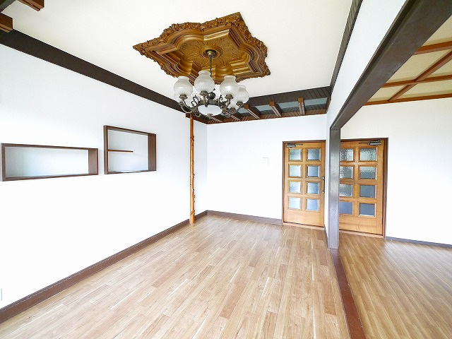 郡山新町テラスハウスの居間・リビング|ゆったりとしたリビングです