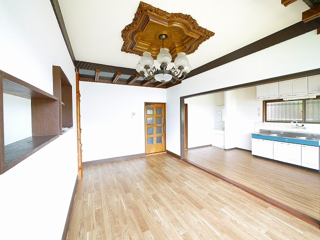 郡山新町テラスハウスの居間・リビング|ゆったりとしたリビングです