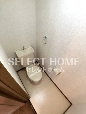 【トイレ】 | ドエルマルシェＢ | ゆったりとした空間のトイレです