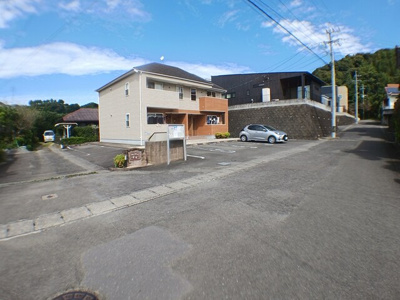 【駐車場】 | スワンコリーヌ