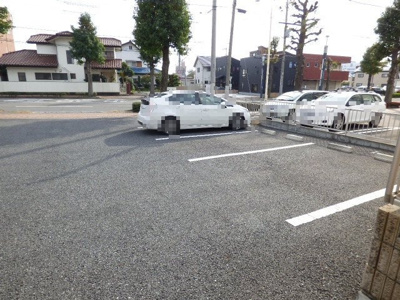 【駐車場】 | ローズハイツ