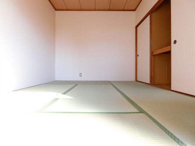 ファミリーハイツT・Yの和室