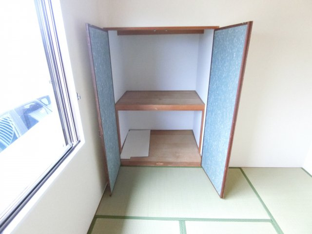 ファミリーハイツT・Yの収納