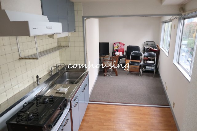 【居間・リビング】 | 万年安全第三ビル | 残置物撤去前の写真です