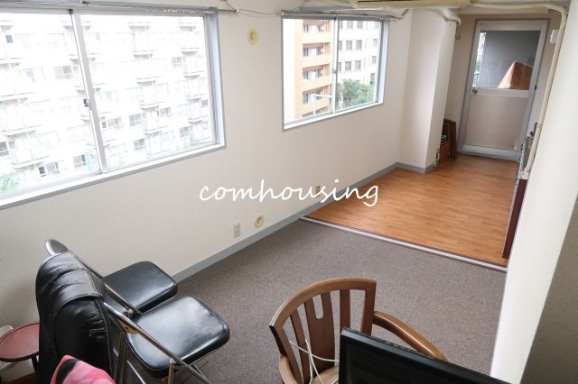 【居間・リビング】 | 万年安全第三ビル | 残置物撤去前の写真です