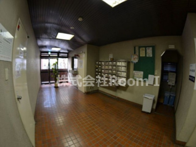 【エントランス】 | 浅沼谷町マンション | 建物の内部です