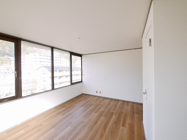 サワダビルの内装