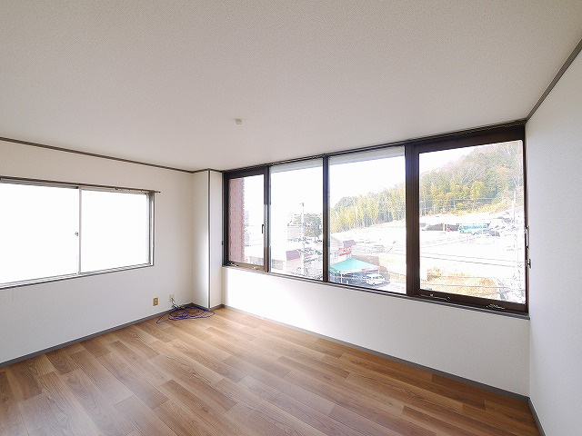 サワダビルの内装