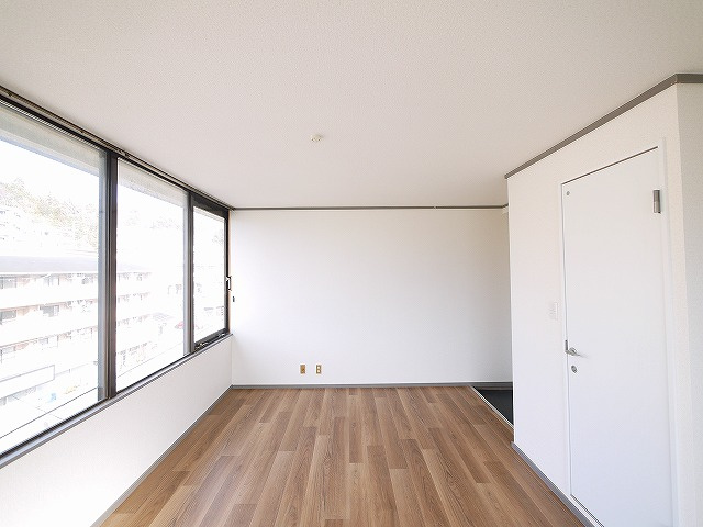 サワダビルの内装