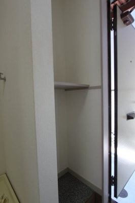 【玄関】 | ショーケー上杉一号館