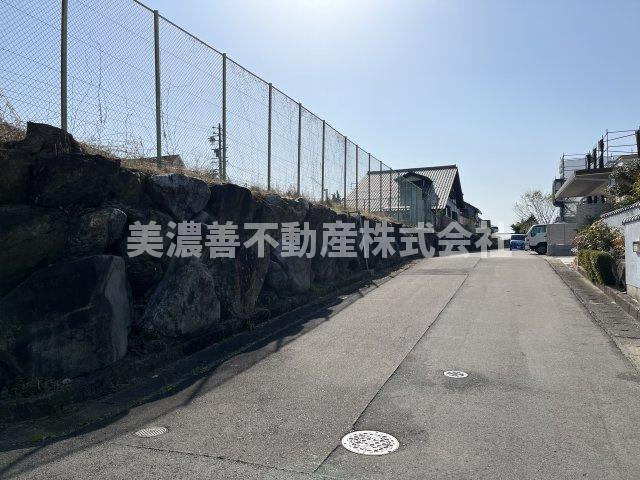 ５３７２４　岐阜市日野北土地の前面道路含む現地写真