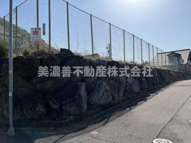 ５３７２９　岐阜市日野北土地の外観