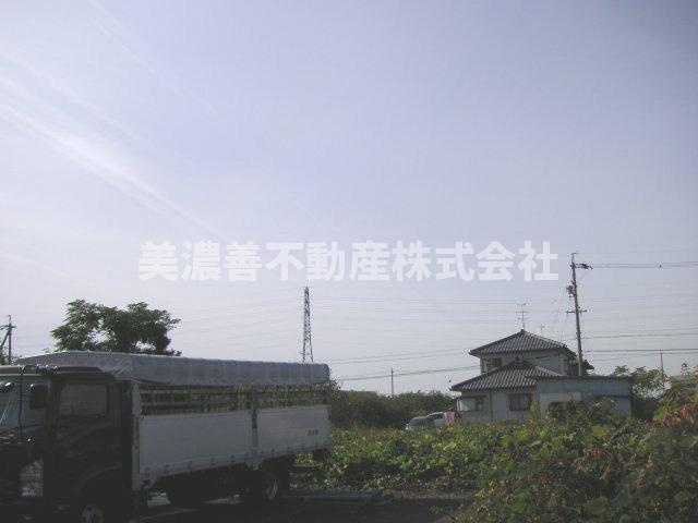 ４１１２３　一宮市木曽川町外割田土地の外観