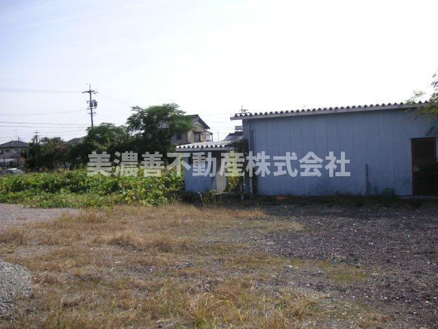 ４１１２３　一宮市木曽川町外割田土地の外観