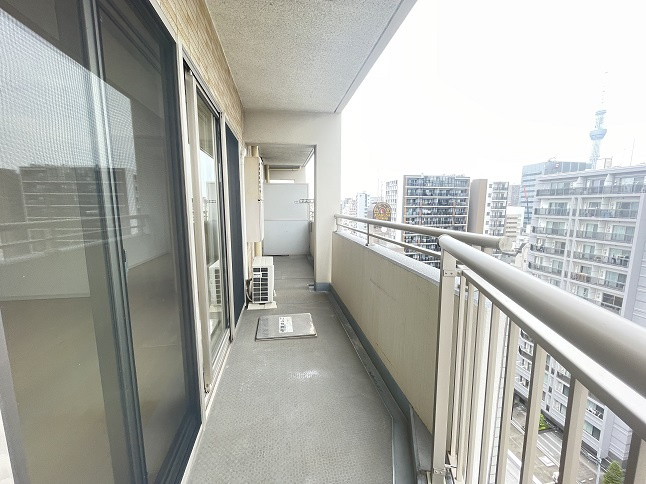 台東区寿３丁目の賃貸マンションのバルコニー|反転タイプ参照