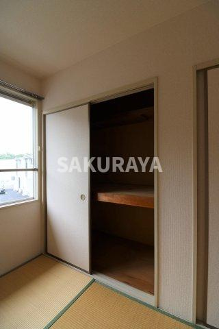 クレッセントヴィラB棟の収納