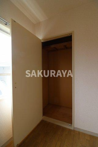 クレッセントヴィラB棟の収納