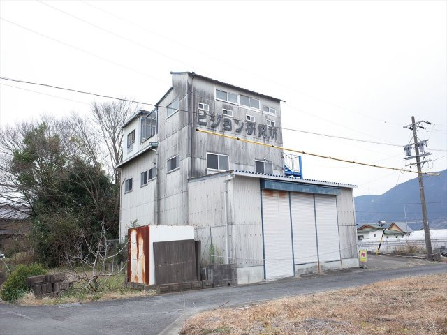 ５１７７７　海津市海津町沼新田事業用の外観