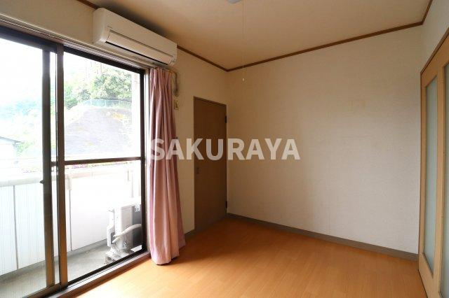 エスポワールMITAの洋室|2023年4月撮影。