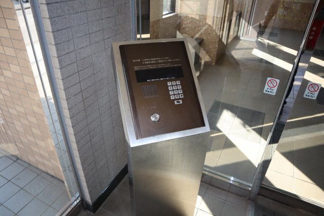 グランコート大久保　習志野市大久保２丁目　４階部分　リニューアル住宅のエントランス|オートロック
