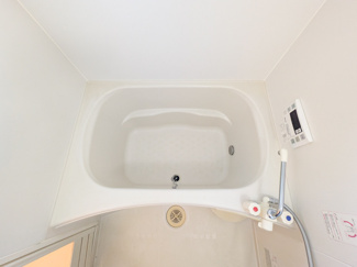 【浴室】 | アベニューＡ棟 | 追い炊き機能付き