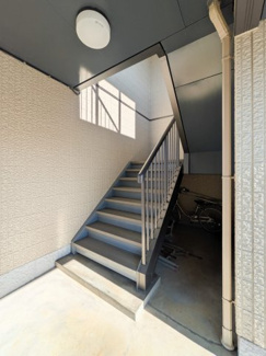 【その他共用部分】 | アベニューＡ棟 | 共用階段