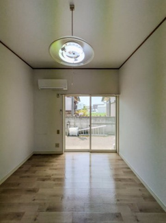 【居間・リビング】 | オオワダマリオン