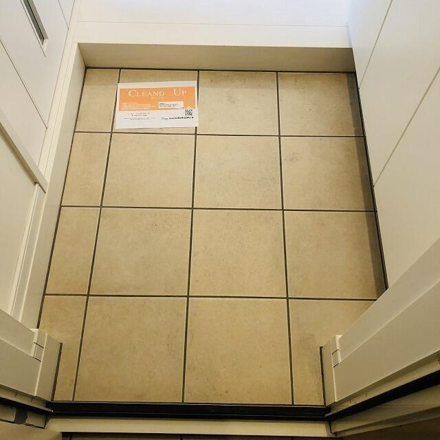 CORTE FELIZの玄関