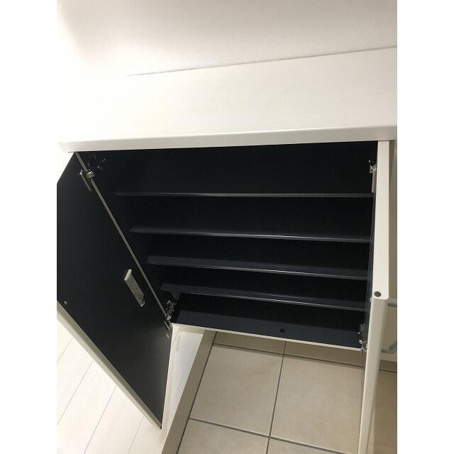 CORTE FELIZの玄関