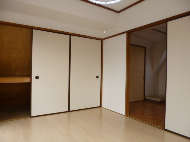第３井田ビルの洋室
