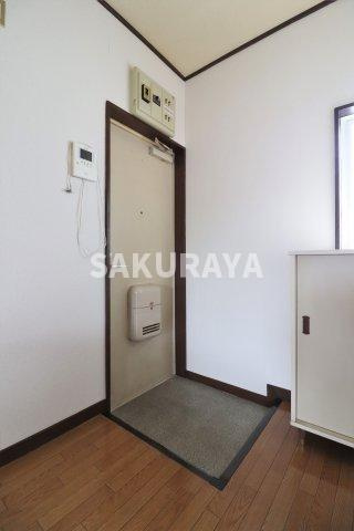 ヤングフォレスト2の玄関